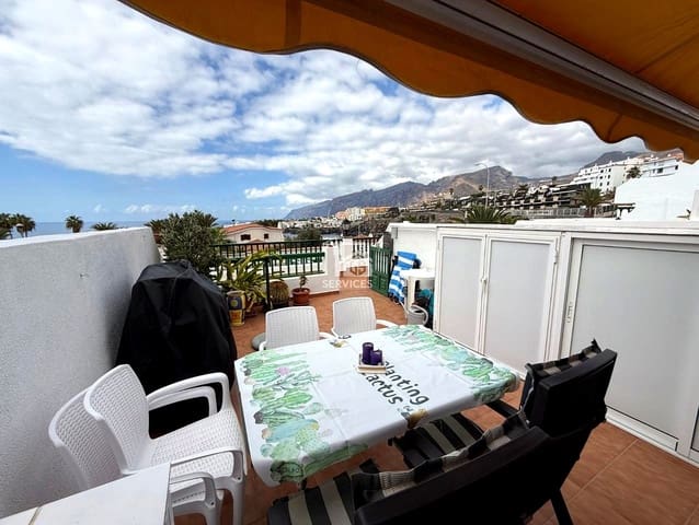 1 makuuhuone Asunto myytävänä paikassa Guía de Isora mukana uima-altaan 
autotalli - 230 000 € (Ref: 9453678)