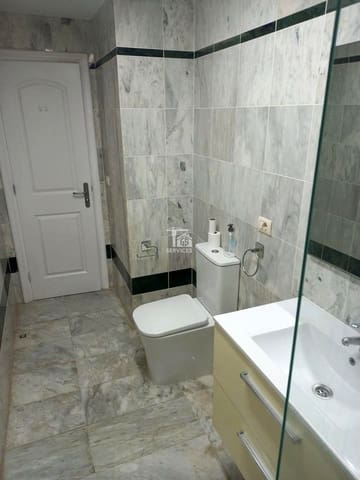 1 slaapkamer Flat te koop in Los Cristianos, Arona met zwembad - € 315.000 (Ref: 9453679)