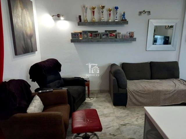 1 chambre Appartement à vendre à Los Cristianos, Arona avec piscine - 315 000 € (Ref: 9453679)