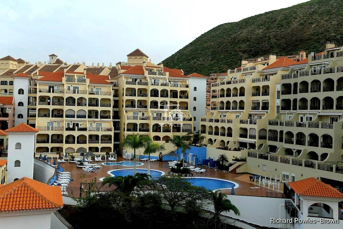 1 bedroom Flat for sale in Arona with pool - € 315,000 (Ref: 9453679)