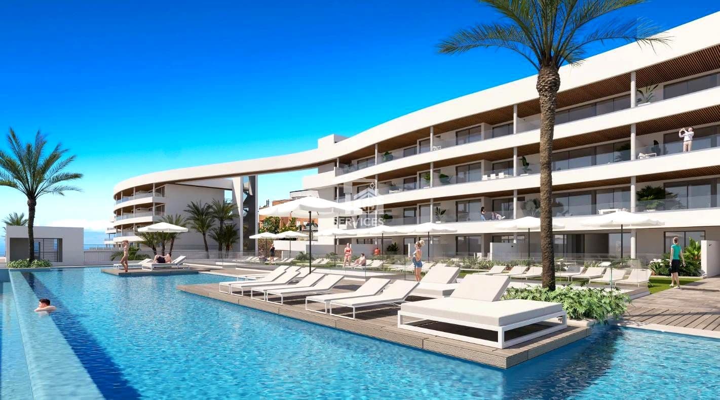 2 makuuhuone Asunto myytävänä paikassa Adeje mukana uima-altaan 
autotalli - 655 000 € (Ref: 9459831)