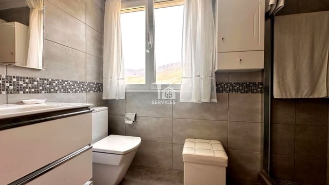 2 bedroom Flat for sale in Torviscas Centro y Alto, Adeje with pool garage - € 420,000 (Ref: 9475742)