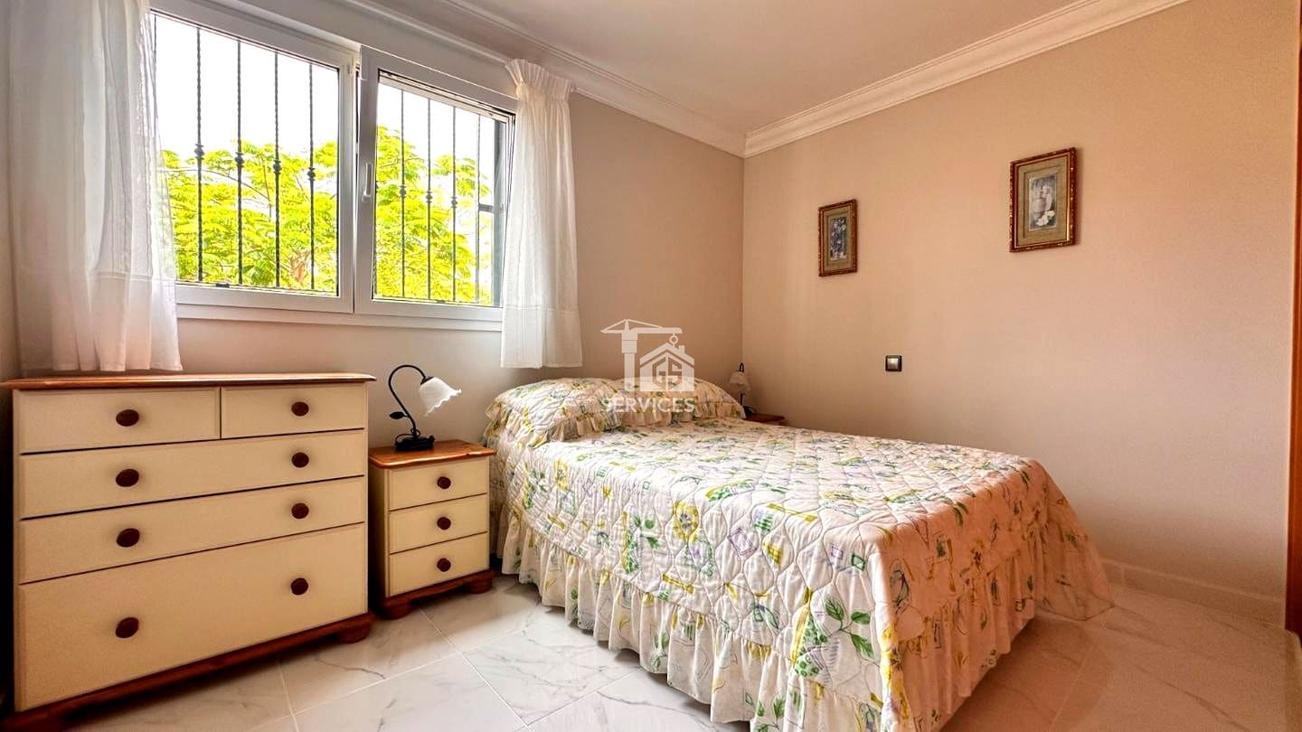 2 bedroom Flat for sale in Costa Adeje with pool garage - € 420,000 (Ref: 9475742)