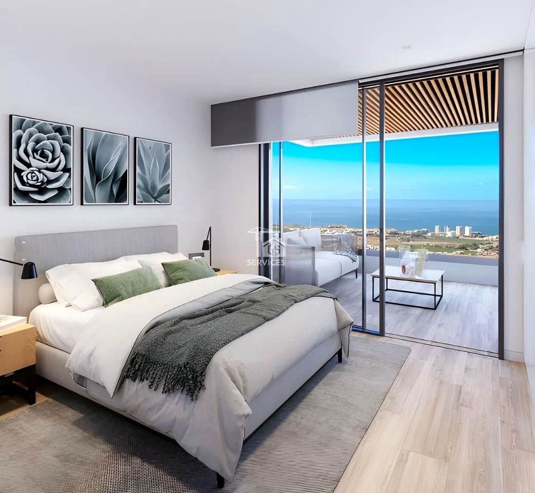 3 slaapkamer Flat te koop in Adeje met zwembad garage - € 785.000 (Ref: 9488526)