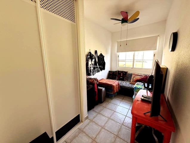 3 soverom Villa til salgs i Chayofa, Arona med svømmebasseng garasje - € 380 000 (Ref: 9490007)