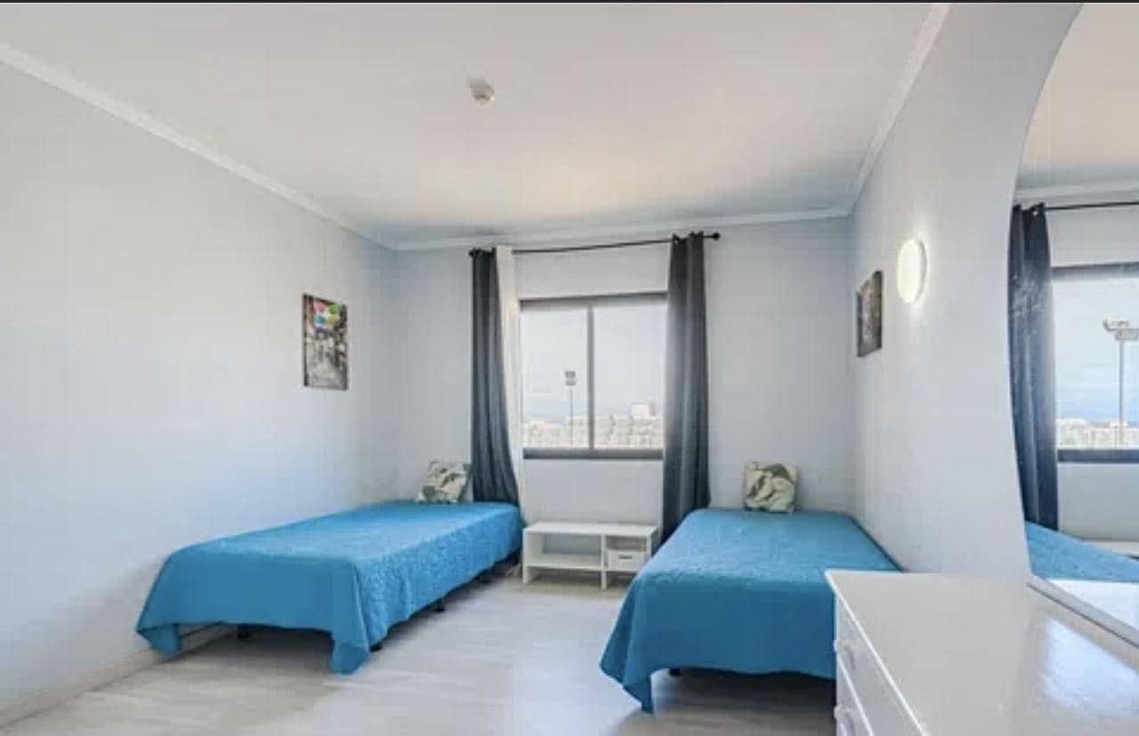 2 bedroom Flat for sale in Adeje with garage - € 295,000 (Ref: 9490009)