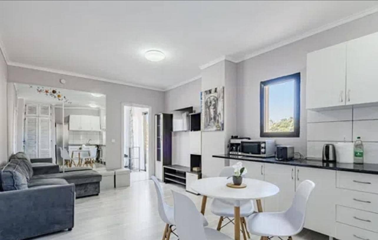 2 bedroom Flat for sale in Adeje with garage - € 295,000 (Ref: 9490009)