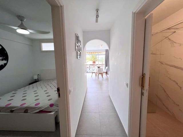 Piso de 1 habitación en Palm-Mar, Arona en venta con garaje - 235.000 € (Ref: 9490010)