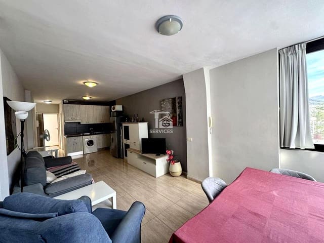 1 slaapkamer Flat te koop in Los Cristianos, Arona met zwembad garage - € 235.000 (Ref: 9490011)