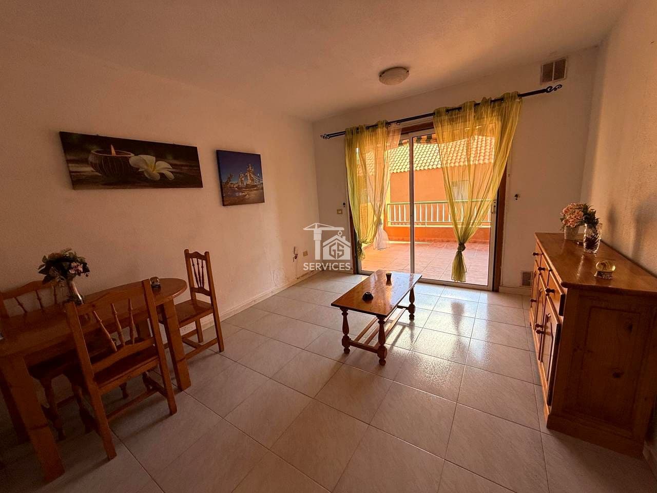 1 bedroom Flat for sale in Arona with pool - € 240,000 (Ref: 9490100)