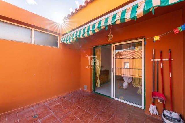 1 soverom Leilighet til salgs i Los Cristianos, Arona med svømmebasseng - € 240 000 (Ref: 9490100)