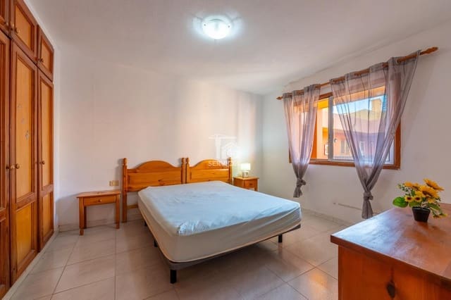 1 soverom Leilighet til salgs i Los Cristianos, Arona med svømmebasseng - € 240 000 (Ref: 9490100)