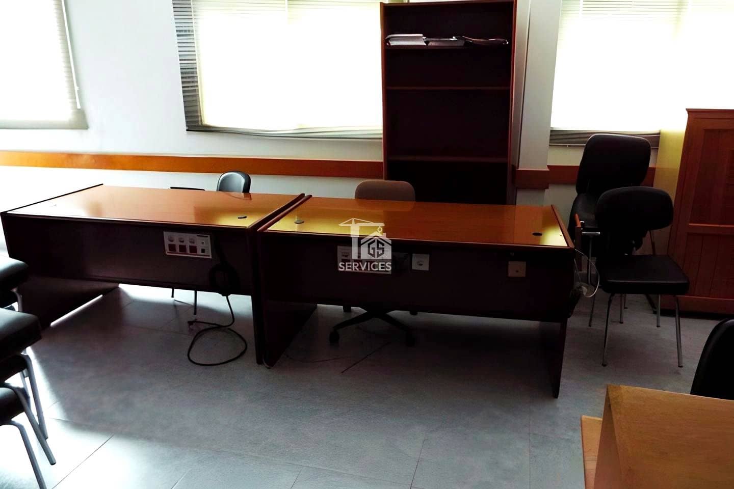 7 bedroom Business for sale in Parrillas with garage - € 380,000 (Ref: 9494231)