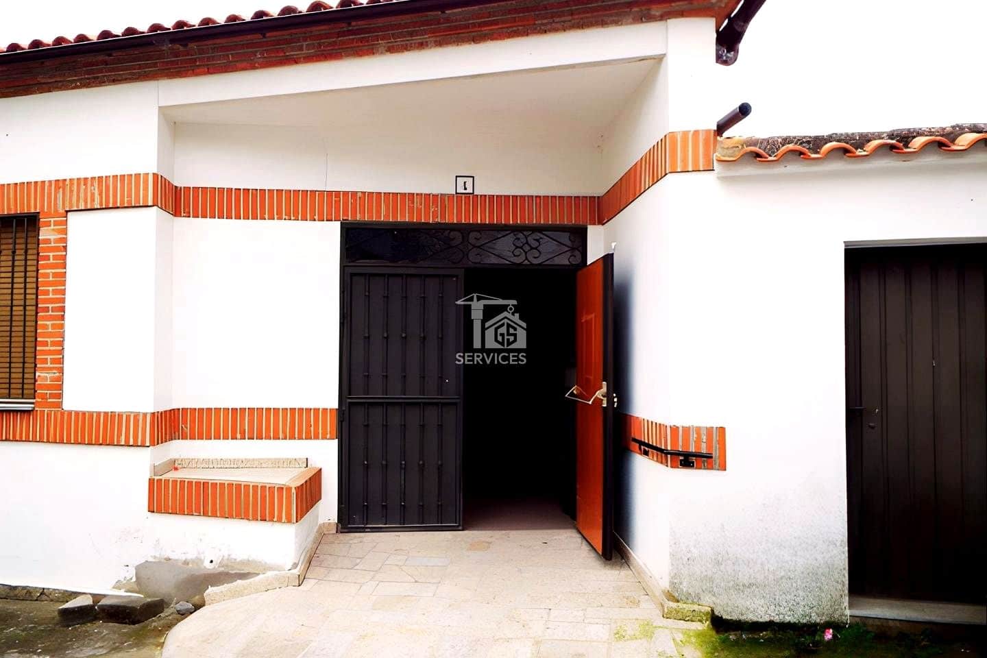 7 bedroom Business for sale in Parrillas with garage - € 380,000 (Ref: 9494231)