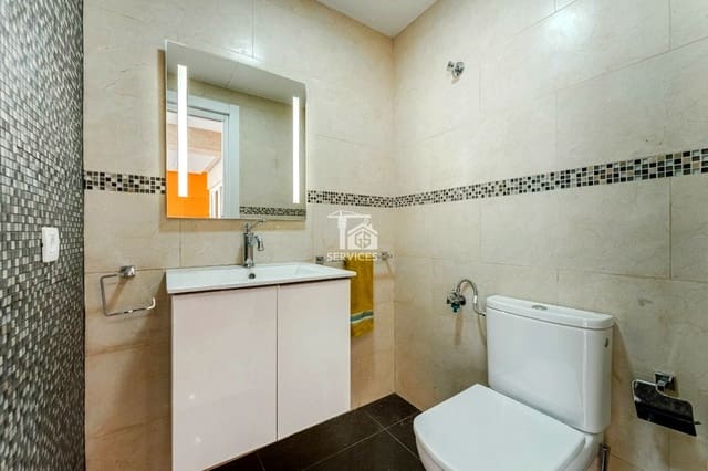 1 sypialnia Biznes na sprzedaż w Playa de las Américas, Adeje z garażem - 450 000 € (Ref: 9494458)