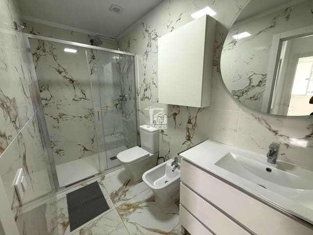 2 chambre Appartement à vendre à Los Cristianos, Arona avec piscine garage - 520 000 € (Ref: 9499510)