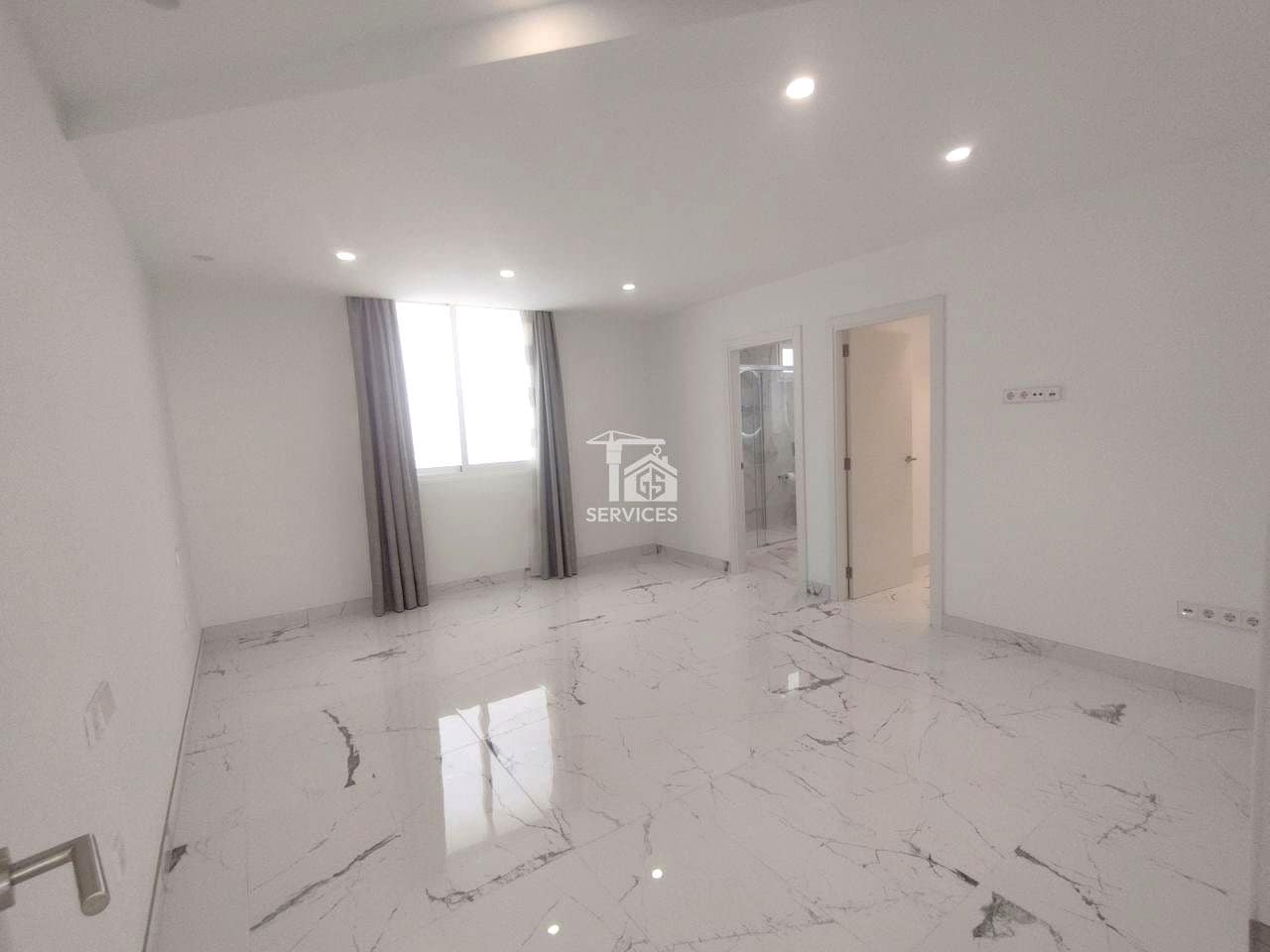 2 chambre Appartement à vendre à Arona avec piscine - 800 000 € (Ref: 9499511)