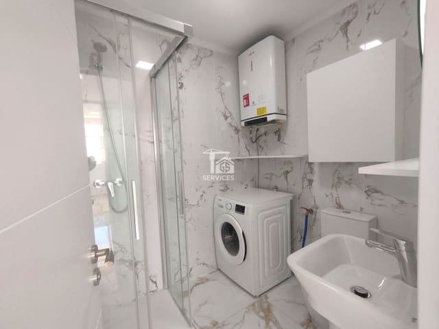 1 slaapkamer Flat te koop in Los Cristianos, Arona met zwembad garage - € 441.000 (Ref: 9499512)