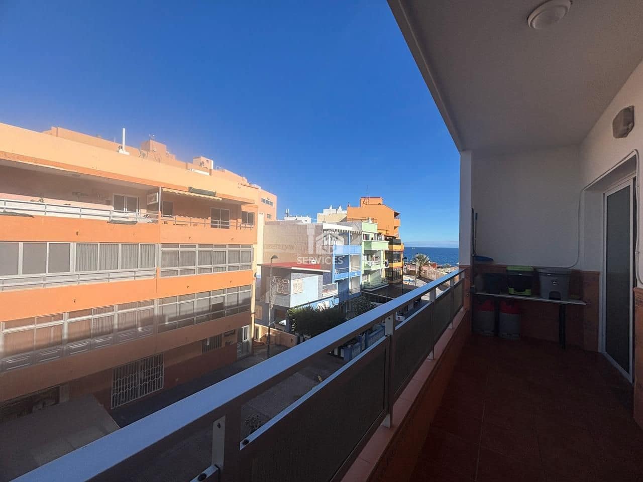 3 bedroom Flat for sale in Guimar with garage - € 315,000 (Ref: 9500661)