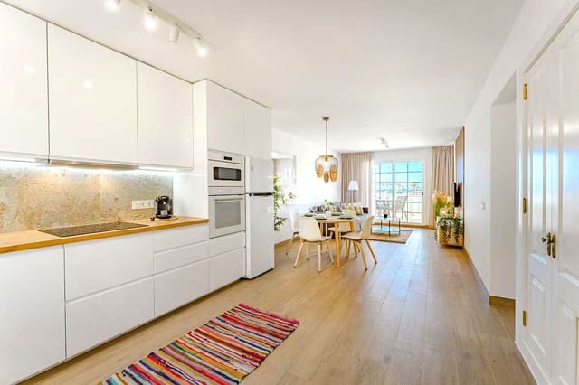 1 chambre Appartement à vendre à Playa del Duque, Adeje - 580 000 € (Ref: 9500662)