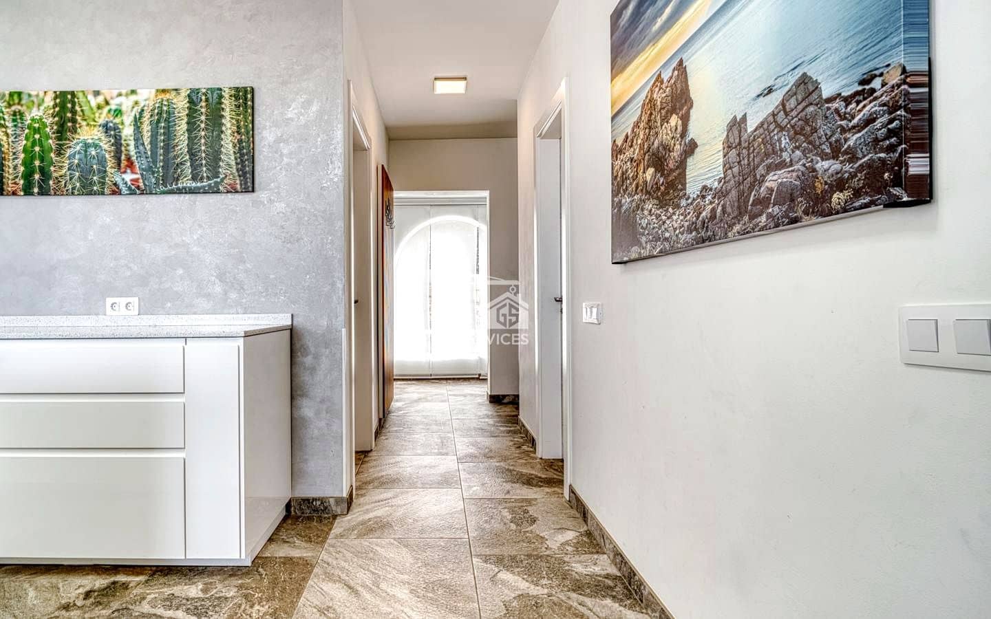 4 bedroom Villa for sale in Adeje with garage - € 799,000 (Ref: 9503550)