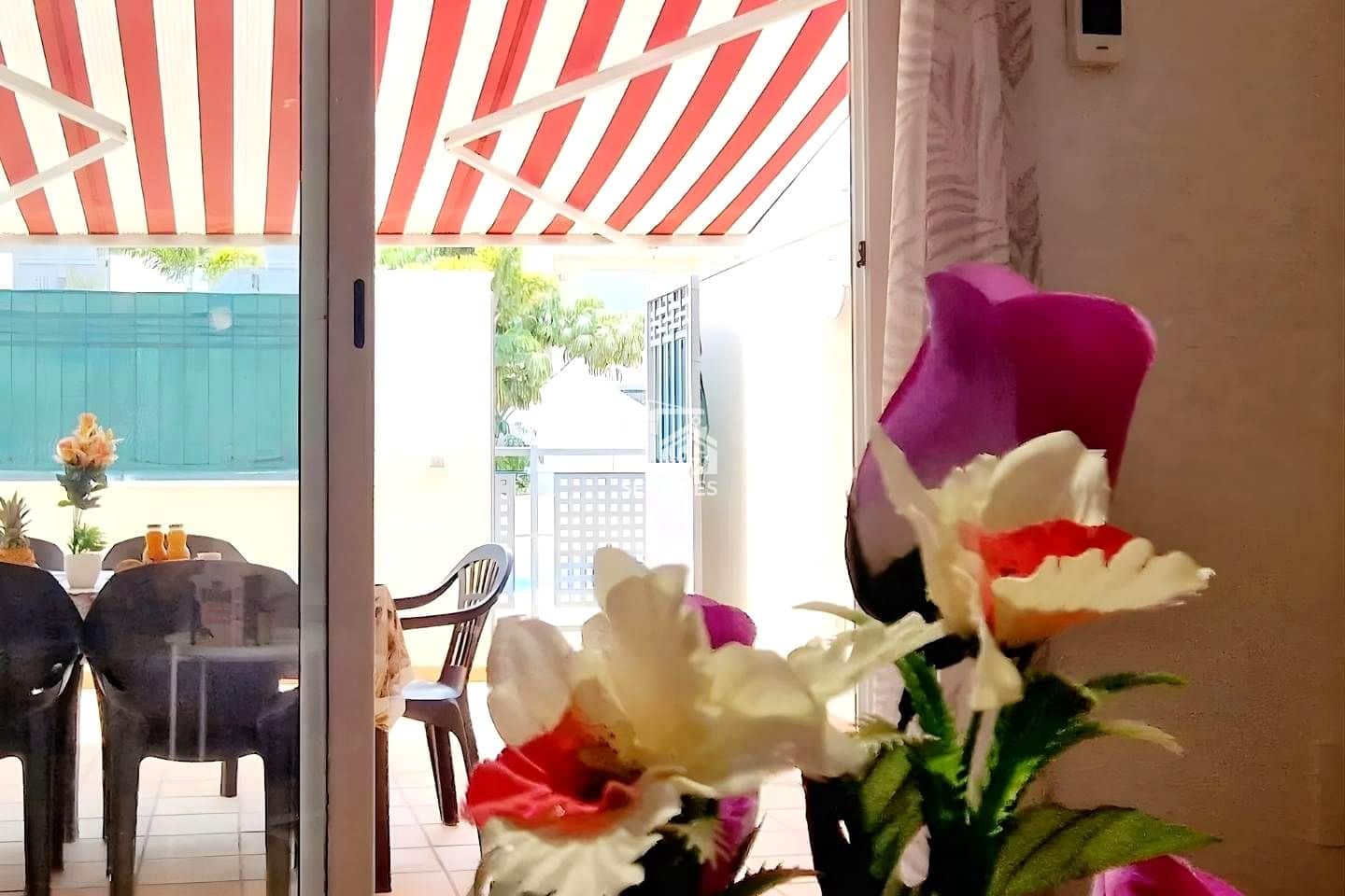 3 bedroom Villa for sale in Costa Adeje with pool garage - € 460,000 (Ref: 9516591)