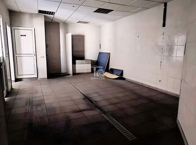 4 bedroom Business for sale in Puerto Santiago, Santiago del Teide - € 180,000 (Ref: 9517935)