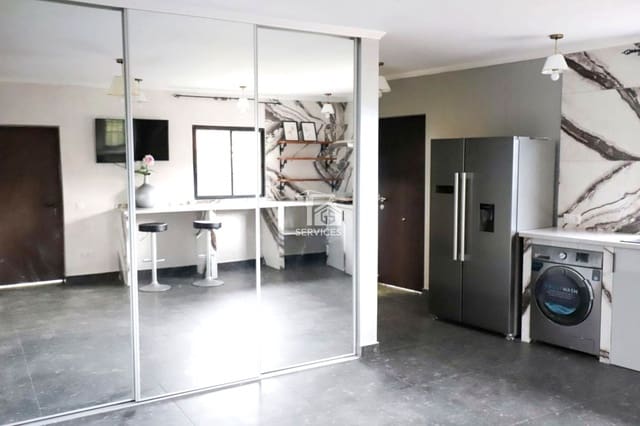 7 sypialnia Willa na sprzedaż w Los Silos z garażem - 650 000 € (Ref: 9525705)