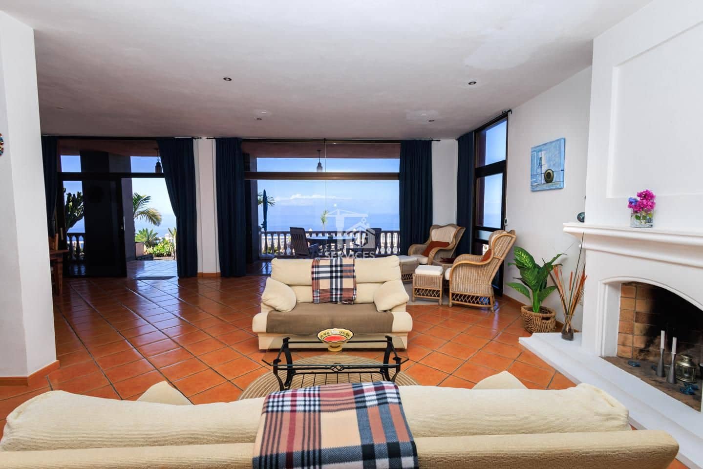 4 bedroom Villa for sale in Guia de Isora - € 720,000 (Ref: 9528667)