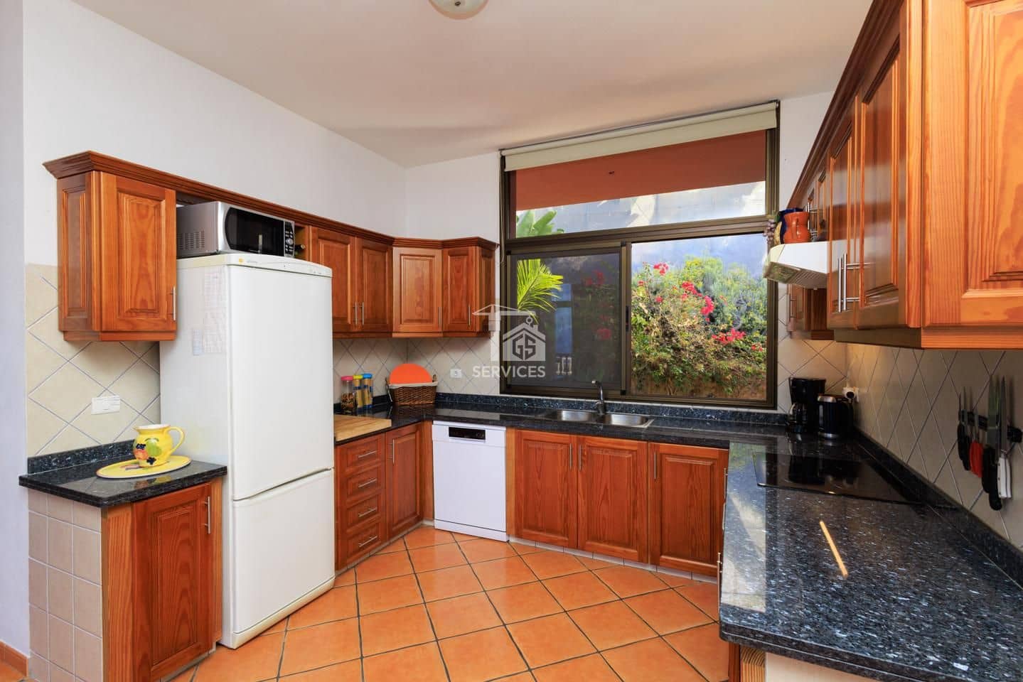 4 bedroom Villa for sale in Guia de Isora - € 720,000 (Ref: 9528667)