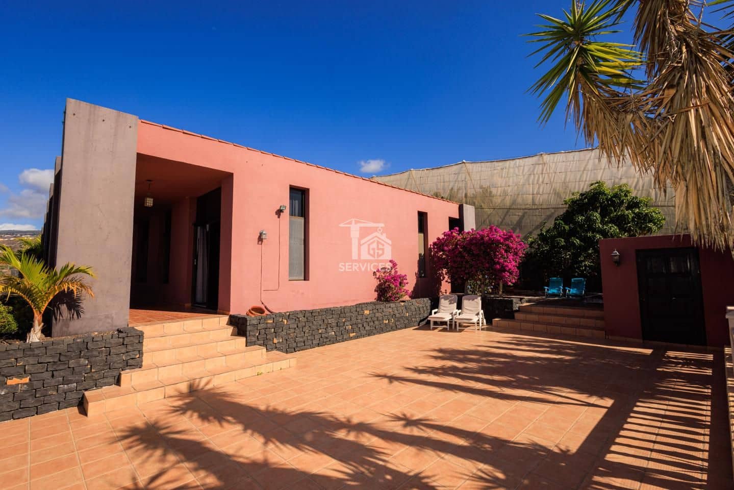 4 bedroom Villa for sale in Guia de Isora - € 720,000 (Ref: 9528667)