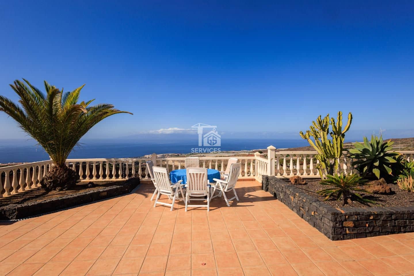 4 bedroom Villa for sale in Guia de Isora - € 720,000 (Ref: 9528667)