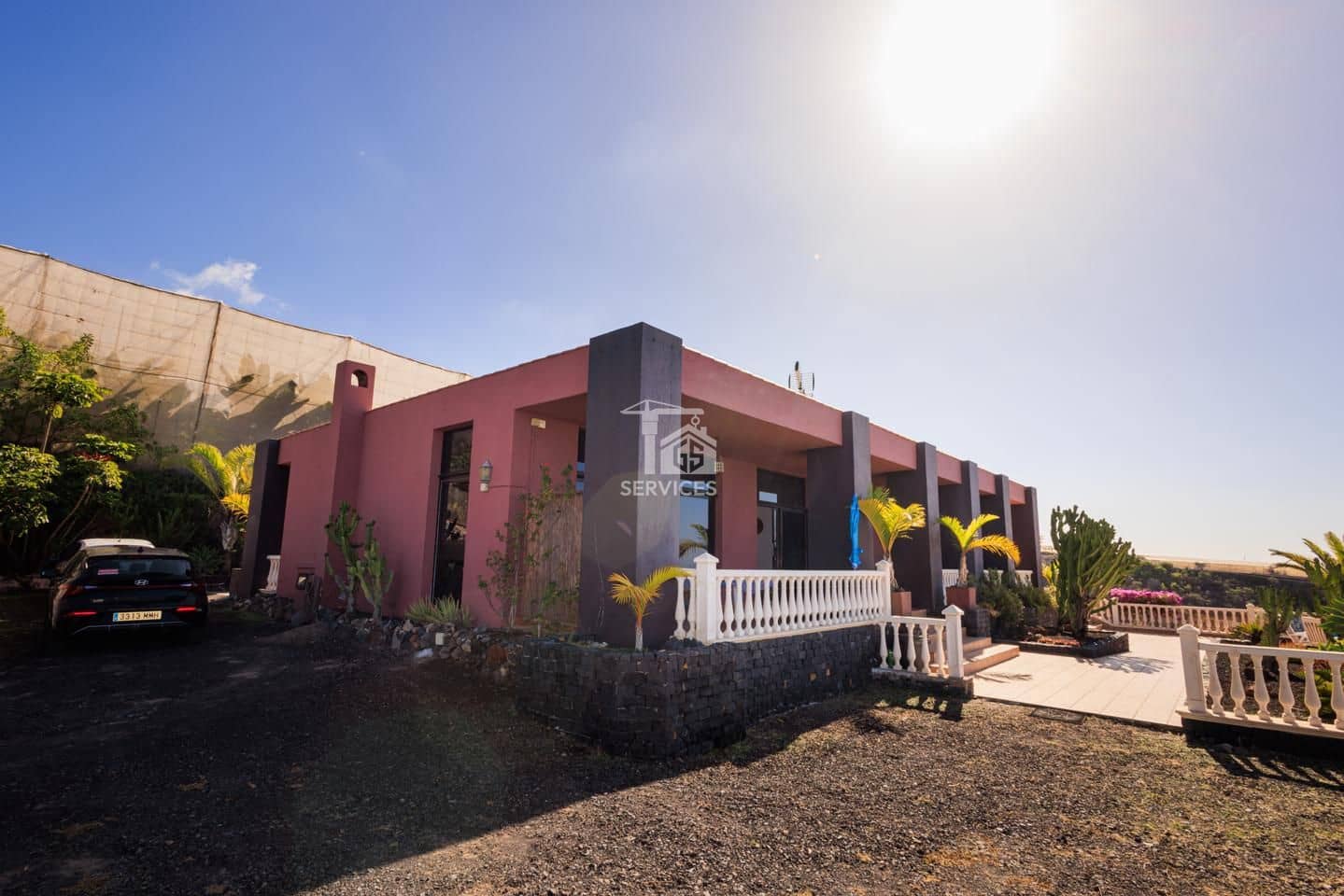 4 bedroom Villa for sale in Guia de Isora - € 720,000 (Ref: 9528667)