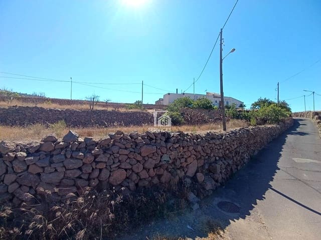 Grunde uden byggetilladelser til salg i Vilaflor - € 99.000 (Ref: 9529090)