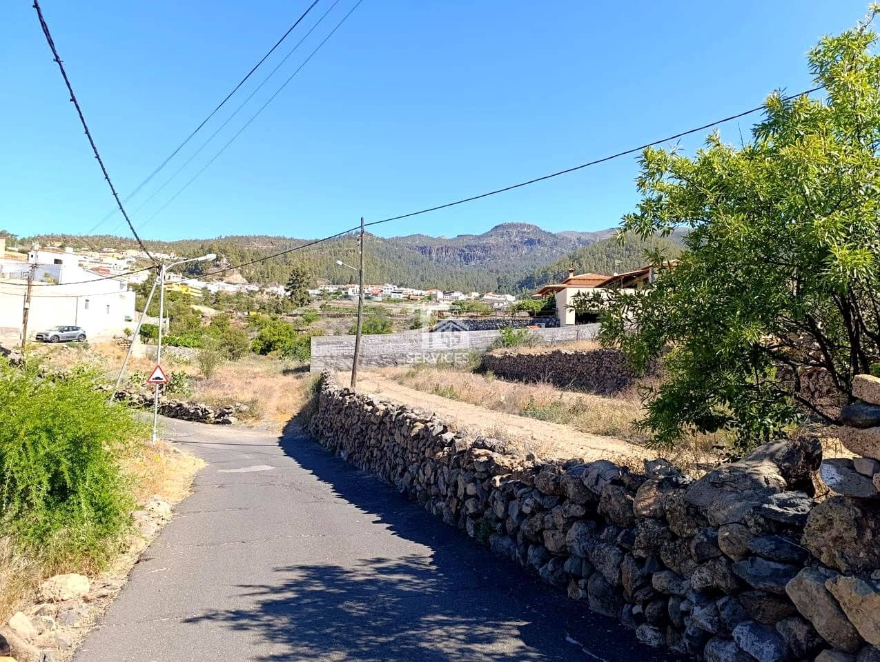 Grunde uden byggetilladelser til salg i Vilaflor - € 99.000 (Ref: 9529090)