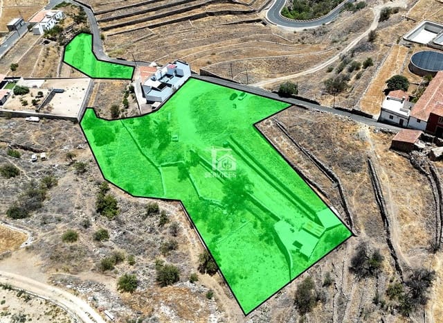 Grunde uden byggetilladelser til salg i Vilaflor - € 216.000 (Ref: 9529190)