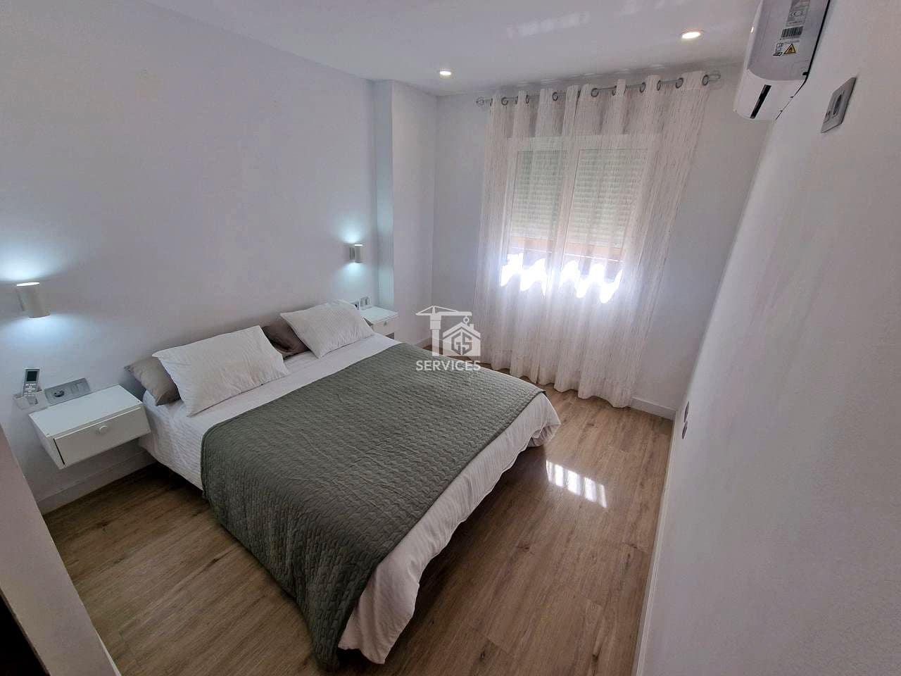 2 soverom Leilighet til salgs i Adeje med svømmebasseng garasje - € 335 000 (Ref: 9532917)