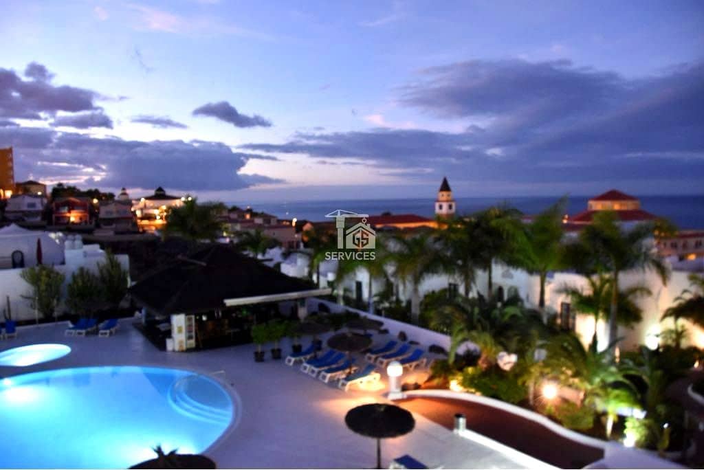 3 slaapkamer Flat te koop in Adeje met zwembad garage - € 425.000 (Ref: 9542572)