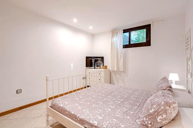 3 slaapkamer Flat te koop in Callao Salvaje - Playa Paraíso, Adeje met zwembad garage - € 425.000 (Ref: 9542572)