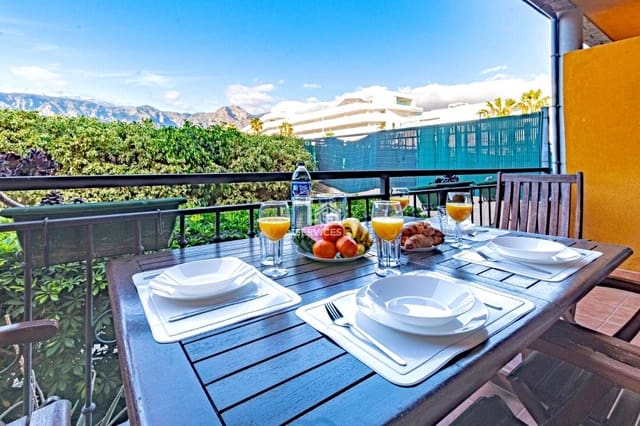 1 soverom Leilighet til salgs i Playa del Duque, Adeje med svømmebasseng garasje - € 420 000 (Ref: 9542573)