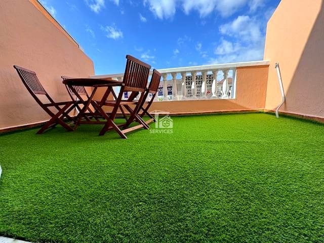 1 soverom Leilighet til salgs i Los Cristianos, Arona med svømmebasseng - € 365 000 (Ref: 9542574)