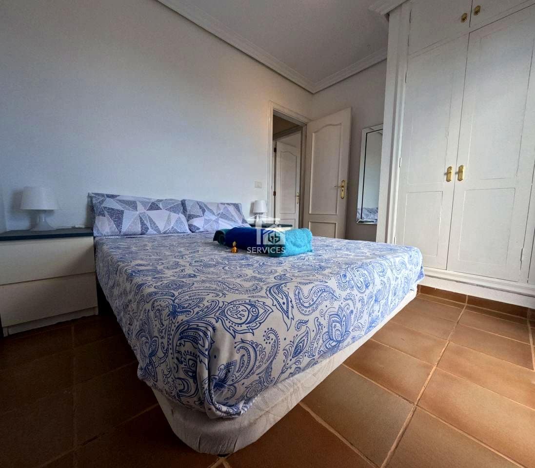 4 bedroom Villa for sale in Granadilla de Abona with garage - € 750,000 (Ref: 9559906)