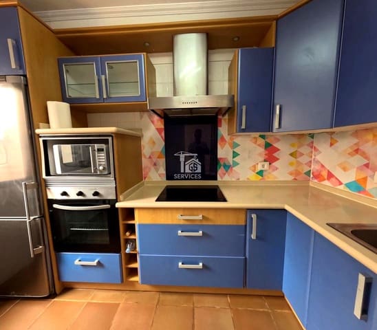 4 sypialnia Willa na sprzedaż w Granadilla de Abona z garażem - 699 000 € (Ref: 9559906)