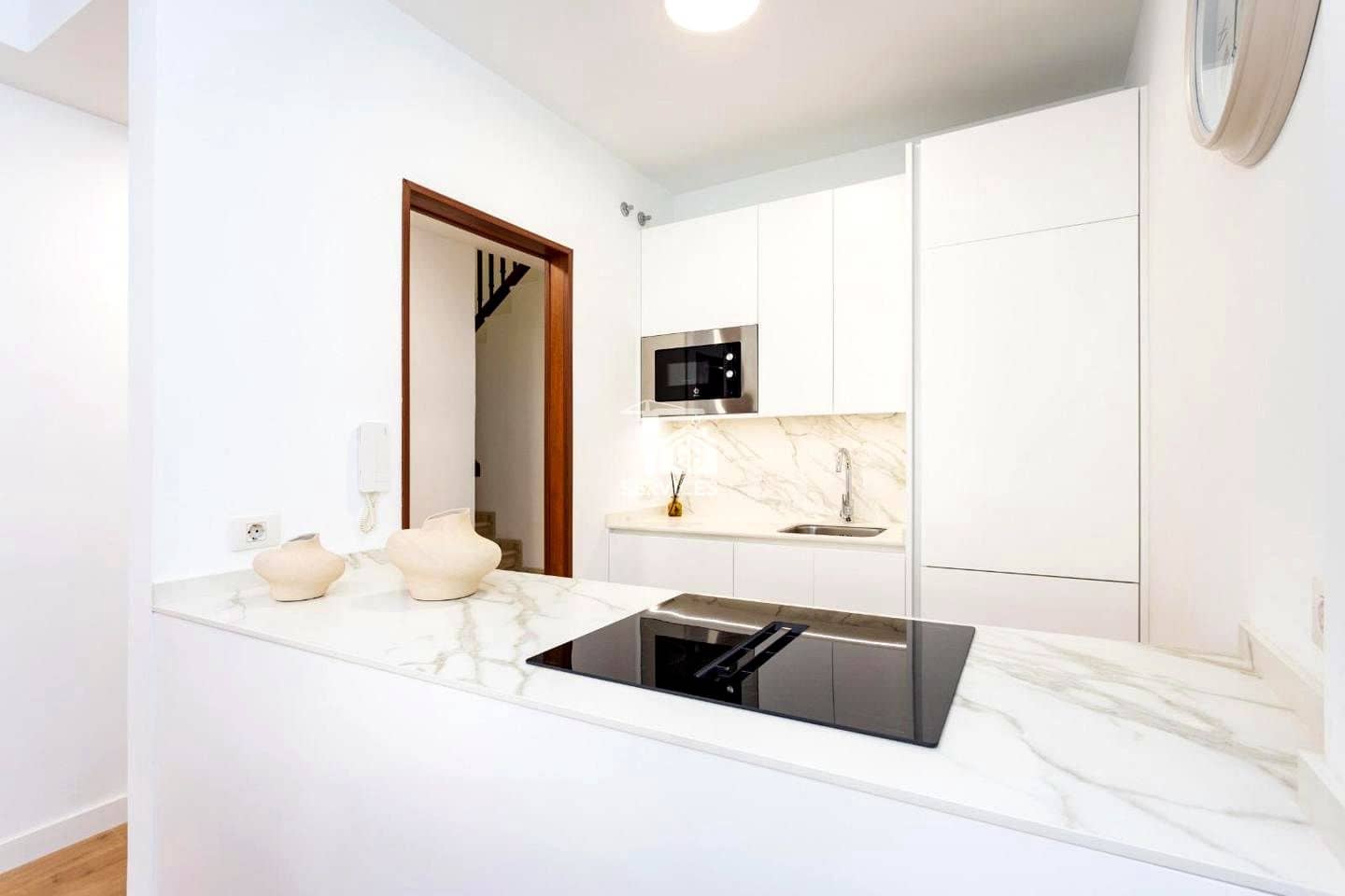 3 soverom Leilighet til salgs i Arona med svømmebasseng garasje - € 449 000 (Ref: 9569524)