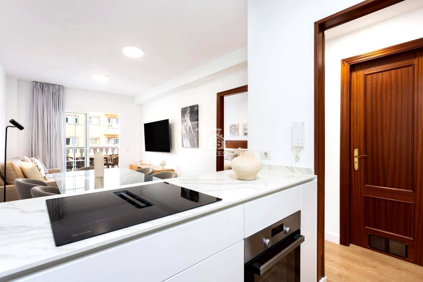 3 soverom Leilighet til salgs i Arona med svømmebasseng garasje - € 449 000 (Ref: 9569524)