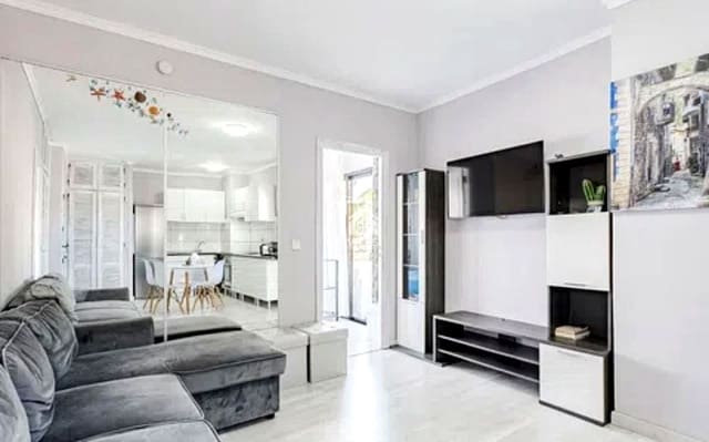 2 makuuhuone Asunto myytävänä paikassa Callao Salvaje - Playa Paraíso, Adeje mukana 
autotalli - 295 000 € (Ref: 9575174)