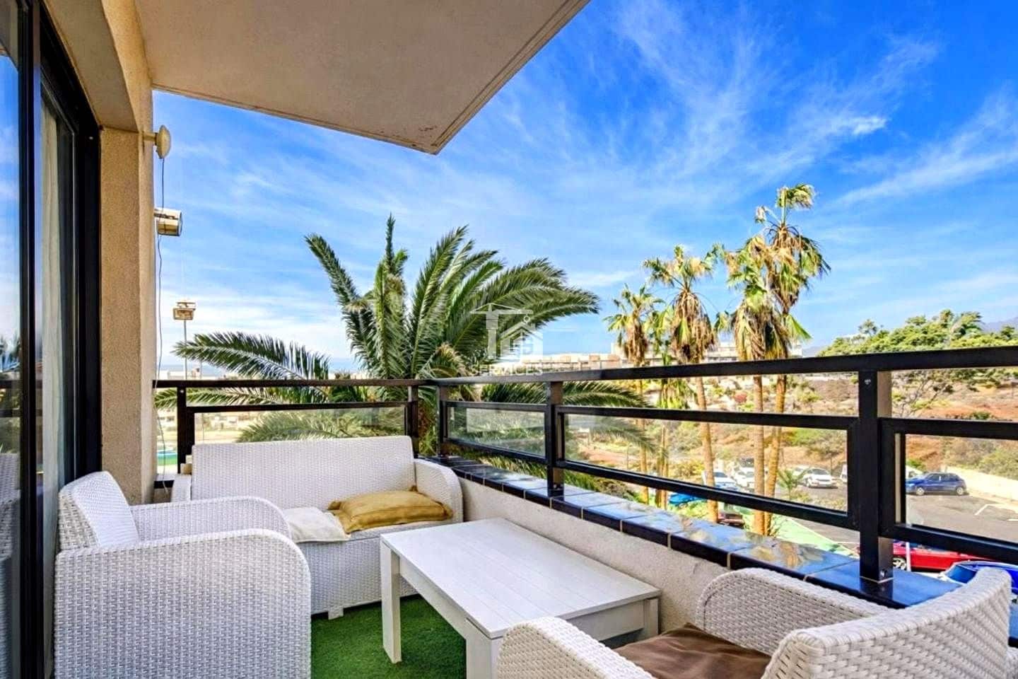 2 chambre Appartement à vendre à Adeje avec garage - 295 000 € (Ref: 9575174)