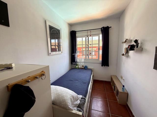 4 camera da letto Villa in vendita in Casco Urbano, Adeje con piscina garage - 415.000 € (Rif: 9575175)