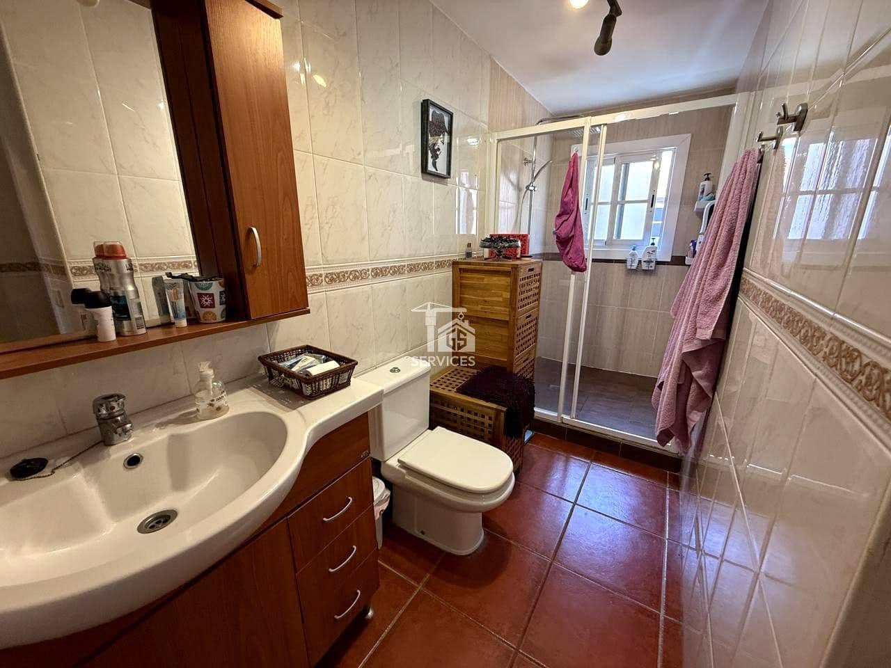 4 camera da letto Villa in vendita in Adeje con piscina garage - 415.000 € (Rif: 9575175)