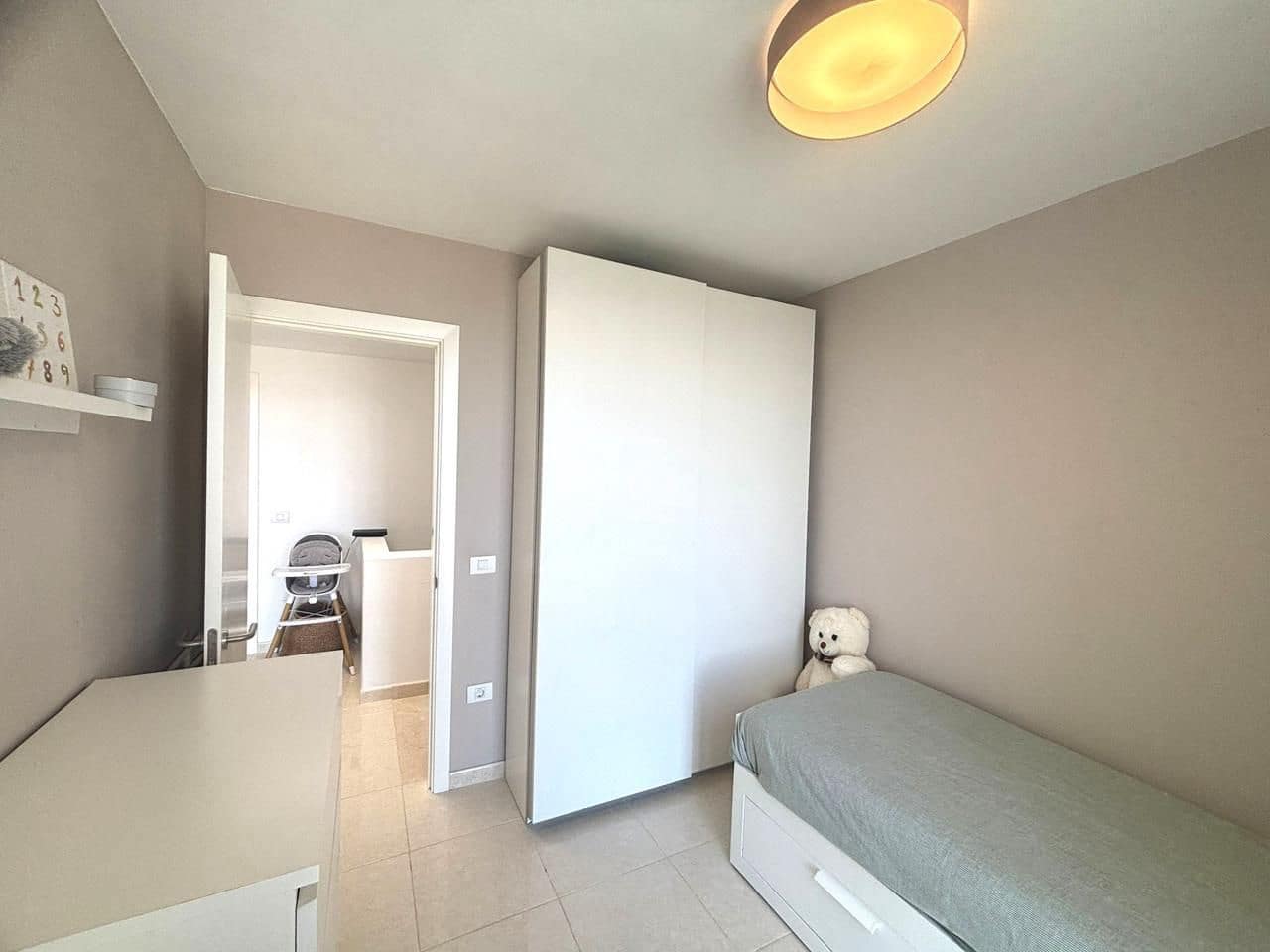 3 makuuhuone Huvila myytävänä paikassa Guimar mukana 
autotalli - 370 000 € (Ref: 9593179)